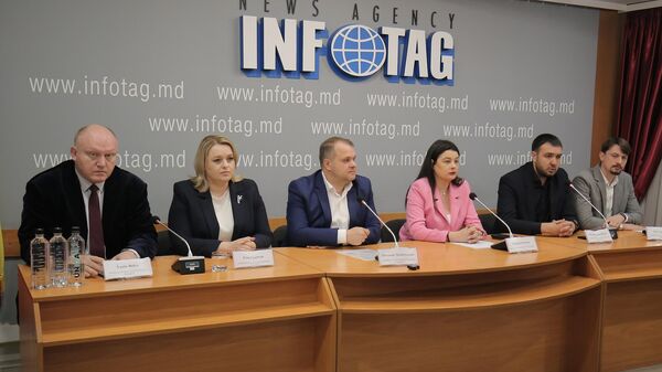 Partidul Renaștere a organizat o conferință de presă privind rezultatele vizitei delegației sale la Moscova. - Sputnik Moldova