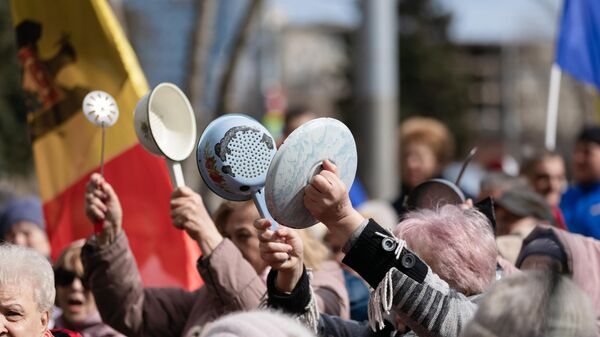 Политическая дикость: в Молдове призывают расправляться с оппозиционными политиками - Sputnik Молдова