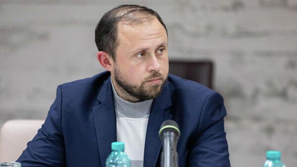 Кориненко: c огромным антирейтингом Санду собирается победить с первого тура - Sputnik Молдова