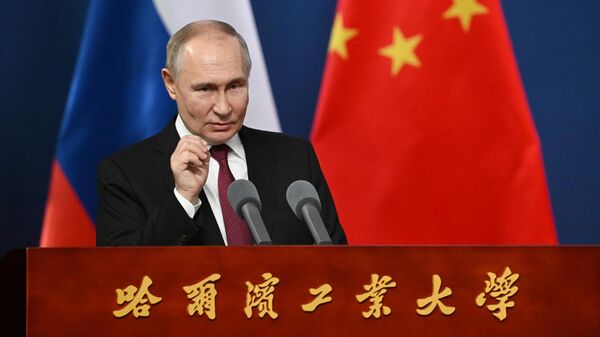 Россия и Китай будут развивать производства в ответ на санкции - Путин - Sputnik Молдова