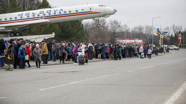 Обыски в аэропорту, жесткие законы от PAS, несоблюдение прав этносов в Молдове - Sputnik Молдова