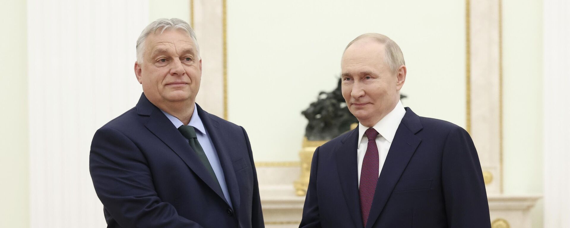 Viktor Orban și Vladimir Putin - Sputnik Moldova, 1920, 05.07.2024