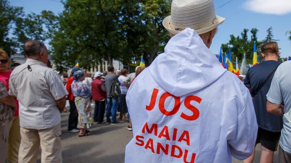 Шансы оппозиции на триумф на выборах президента Молдовы - Sputnik Молдова