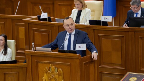 Торжественное заседание парламента, посвященное 30-летию Конституции Молдовы  - Sputnik Молдова