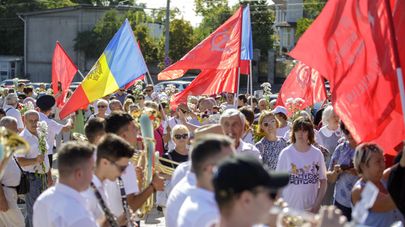 Марш в честь 80-й годовщины освобождения Молдовы от фашистской оккупации