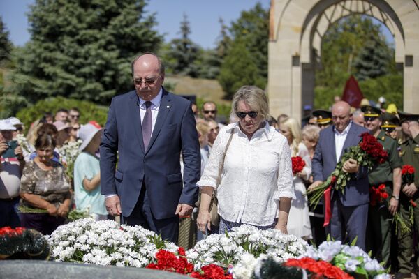 Годовщина освобождения Молдовы от фашизма – памятная церемония на Шерпенском плацдарме - Sputnik Молдова