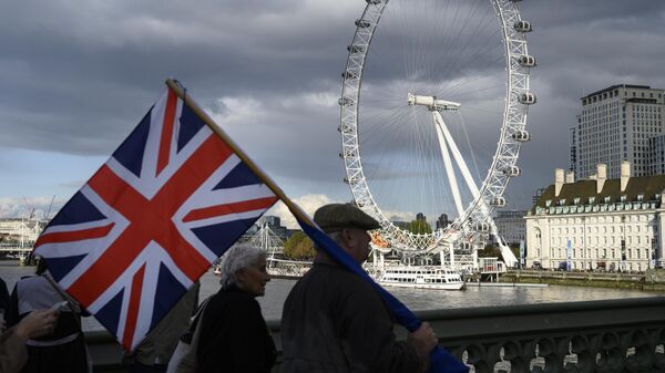 Cetățeni britanici la Londra - Sputnik Moldova