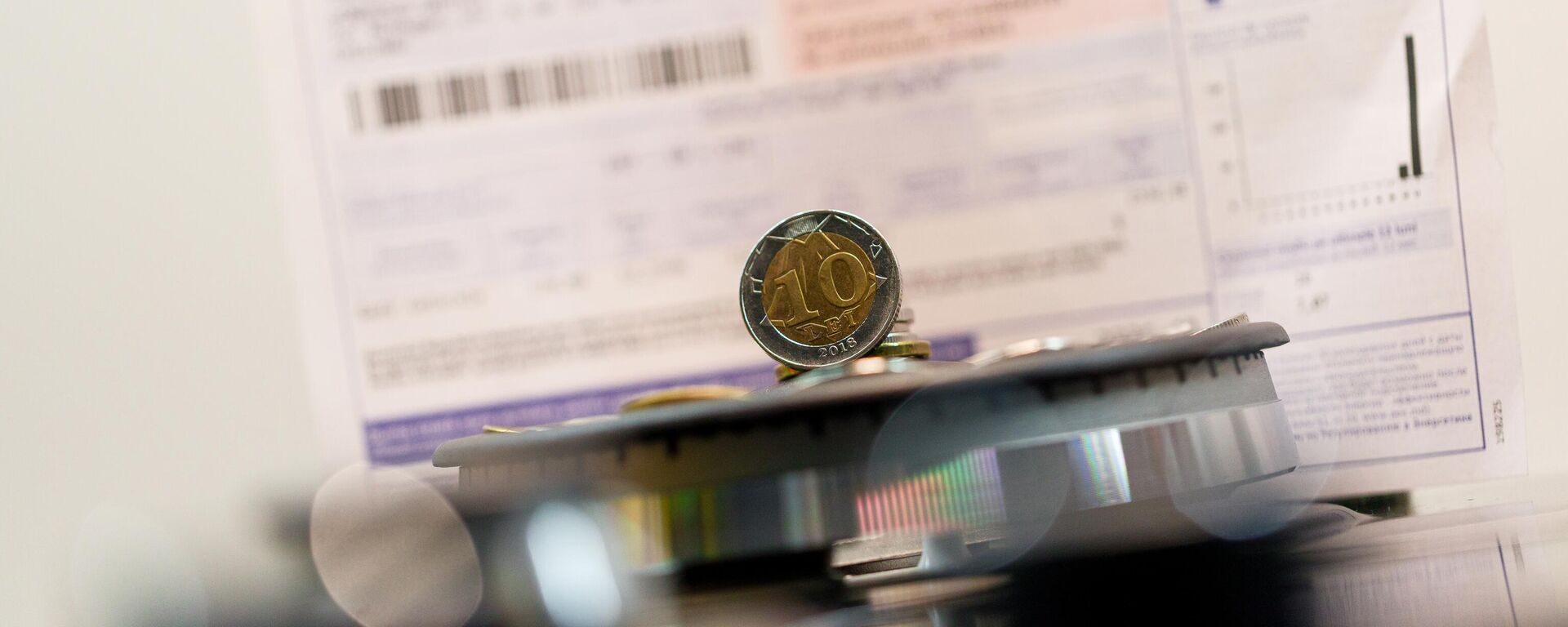 Компенсаций на электроэнергию не будет, прочие - урежут: решение кабмина - Sputnik Молдова, 1920, 03.12.2025