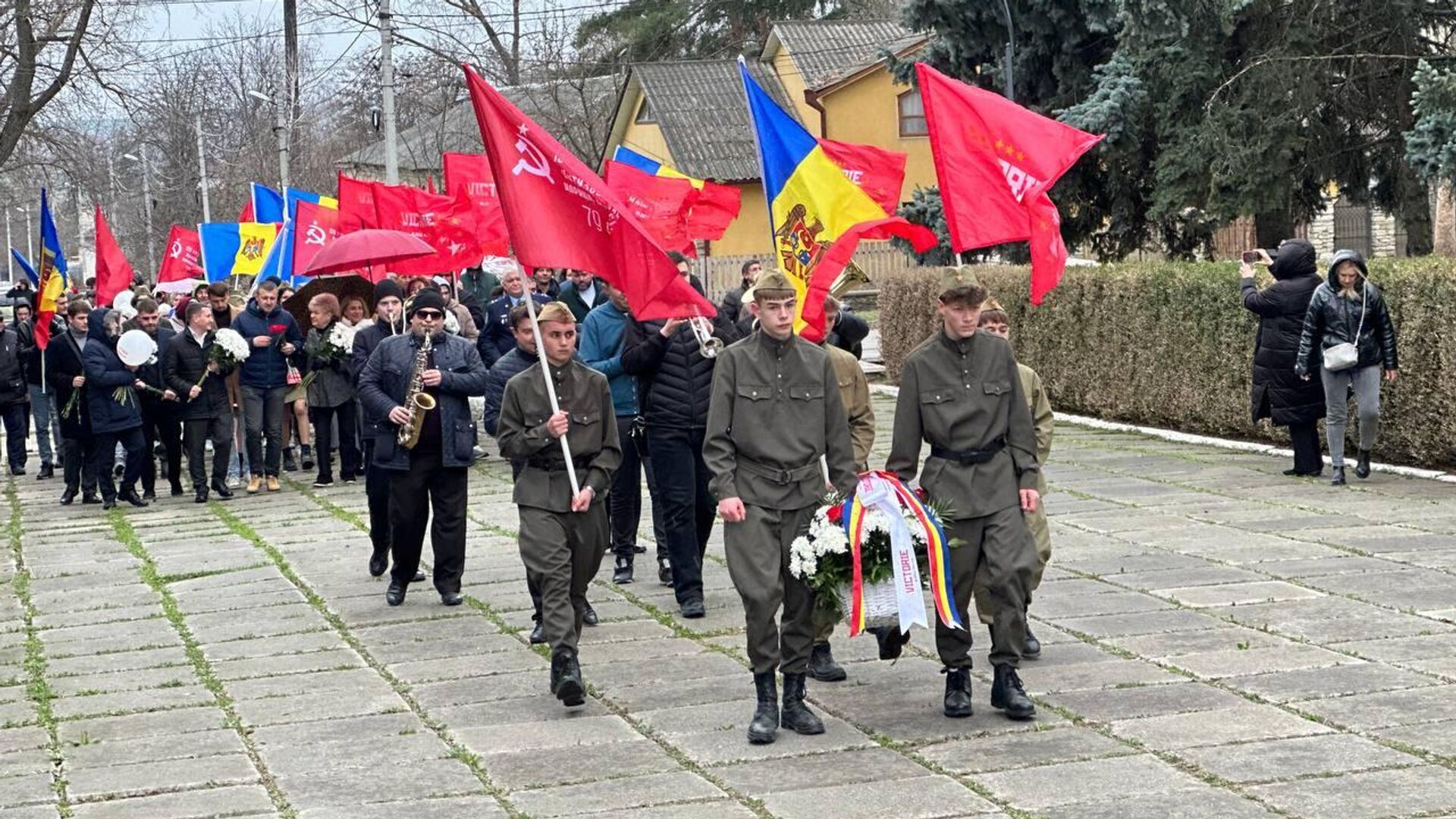 Марш в Рышканах в честь 81-й годовщины освобождения города от фашистов Марш в Рышканах в честь 81-й годовщины освобождения города от фашистов - Sputnik Молдова, 1920, 23.03.2025