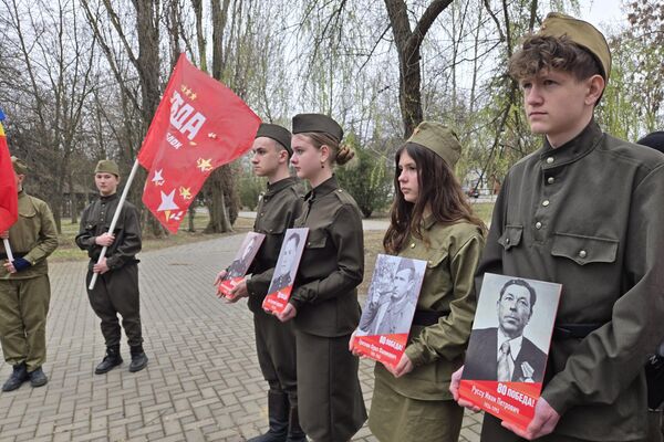 Мероприятия по случаю 81-й годовщины освобождения Единец, Флорешт и Дондюшан от фашистской оккупации Мероприятия по случаю 81-й годовщины освобождения Единец, Флорешт и Дондюшан от фашистской оккупации - Sputnik Молдова