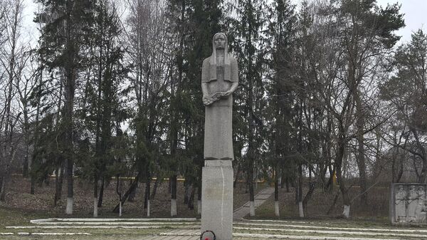 В городах на севере Молдовы продолжают отмечать 82-ю годовщину освобождения от фашизма - Sputnik Молдова