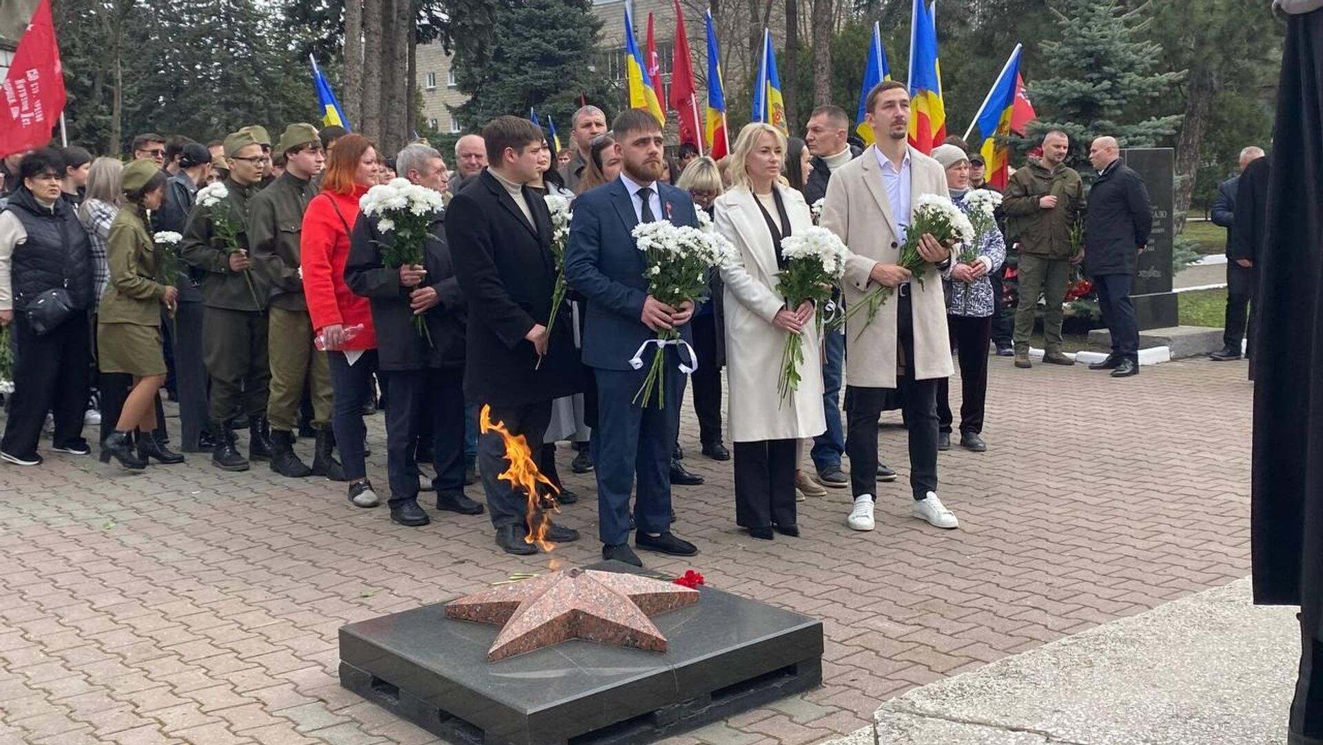 Мероприятия по случаю 81-й годовщины освобождения Бельц от фашистской оккупации Мероприятия по случаю 81-й годовщины освобождения Бельц от фашистской оккупации - Sputnik Молдова, 1920, 26.03.2025