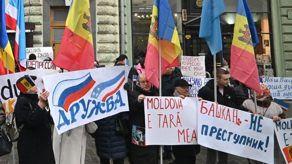 PAS издевается над Гагаузией, СИБ как политическая дубинка, опасность для Приднестровья - Sputnik Молдова