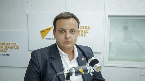 В Молдове может реализоваться румынский сценарий — Роменский - Sputnik Молдова