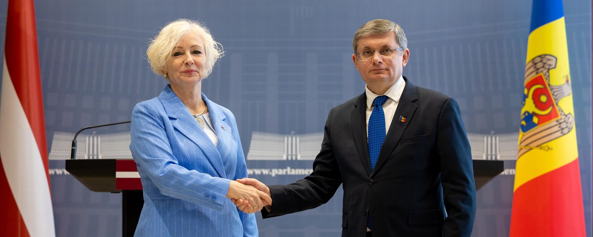 Спикер парламента Молдовы Игорь Гросу и спикер сейма Латвии Дайга Миериня - Sputnik Молдова, 1920, 14.04.2025
