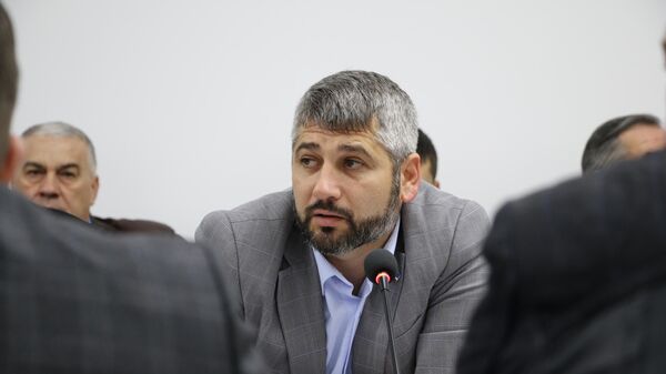 Дюльгер: центральные власти пытаются сломить оппозицию - Sputnik Молдова
