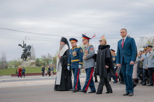 Церемония перезахоронения Неизвестного Солдата в Тирасполе Церемония перезахоронения Неизвестного Солдата в Тирасполе - Sputnik Молдова