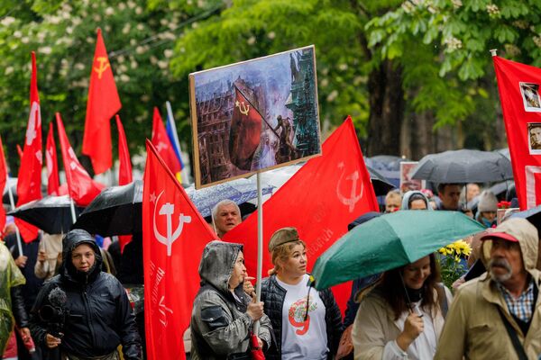 Марш Победы и шествие Бессмертного полка в Кишиневе Марш Победы и шествие Бессмертного полка в Кишиневе - Sputnik Молдова