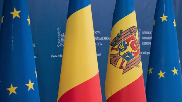 Новый президент Румынии и политики Молдовы, атаки на Гагаузию, промывка мозгов в школах страны - Sputnik Молдова