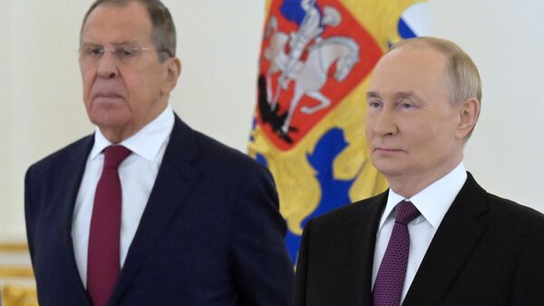 Vladimir Putin și Serghei Lavrov - Sputnik Moldova