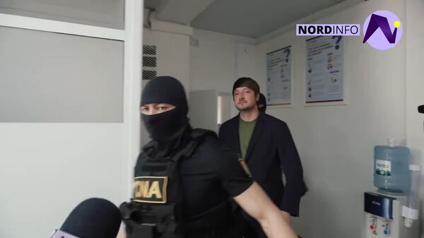 Суд постановил заключить под предварительный арест начальника Таможенного бюро Центр Юрия Горя, задержанного с поличным при получении взятки - Sputnik Молдова