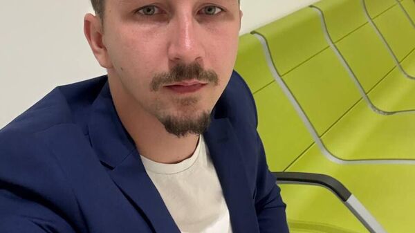 Жуков: Задержан в миллионный раз в аэропорту Кишинева, куда прилетел с Петербургского экономического форума - Sputnik Молдова