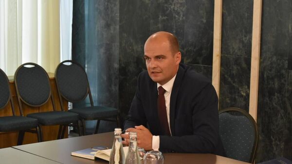 Хлопецкий:двойные стандарты режима дают привилегии ЛГБТ*, ставят под удар традиционалистов - Sputnik Молдова