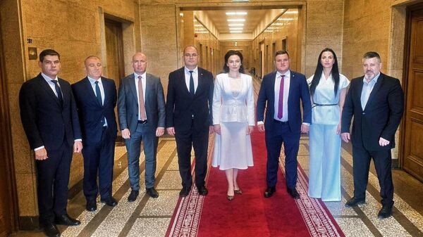 Руководство партии Moldova Mare обсудило с представителями болгарских партий Возрождение и ITN (партия Есть такой народ) вопросы укрепления межпартийного сотрудничества - Sputnik Молдова