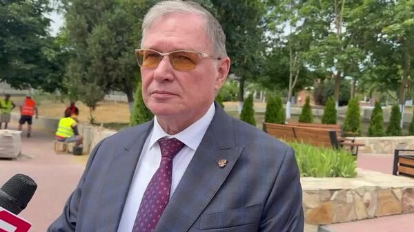 ЭКСКЛЮЗИВ! Посол России в Молдове Олег Озеров в ответ на заявление министра иностранных дел Михаила Попшоя о том, что избирательные участки в РФ откроют только после оценки рисков: Европейские стандарты требуют равных прав и возможностей - Sputnik Молдова