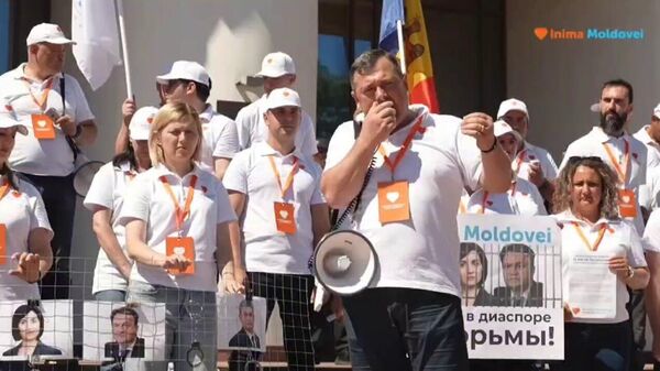 Масштабные фальсификации - это единственный для PAS шанс удержаться у власти, заявил активист партии Сердце Молдовы Сергей Бутук - Sputnik Молдова
