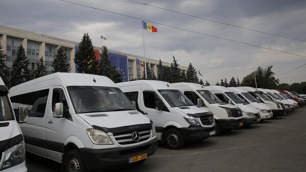 Transportatorii moldoveni au ieșit la protest în fața clădirii Guvernului - Sputnik Moldova