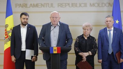 Брифинг депутатов блока "Победа"