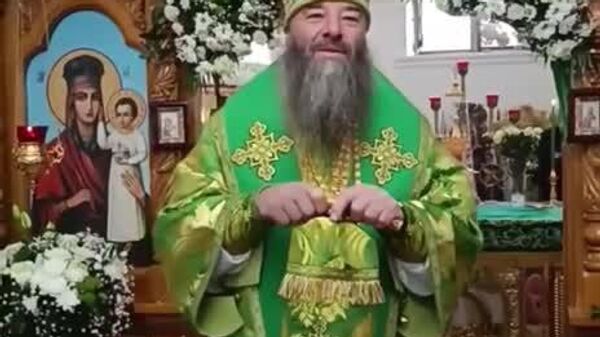 Митрополит Банченский Лонгин из Украинской Православной Церкви выступил в поддержку прихожан храма в селе Гринауцы, который пытались захватить агрессоры из Бессарабской митрополии - Sputnik Молдова