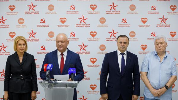 Брифинг лидеров ПСРМ, ПКРМ, партий Будущее Молдовы и Сердце Молдовы - Sputnik Молдова