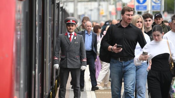 Упрощена возможность возвращения в РФ не узаконивших свое пребывание там граждан Молдовы - Sputnik Молдова