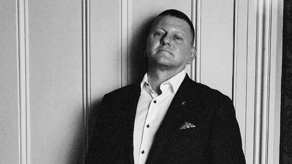 Залужного предложили на пост президента Украины – американцы и британцы выдвинули его взамен Зеленского на встрече с участием Ермака и Буданова*, которые поддержали идею и взяли под козырек, сообщает СВР РФ - Sputnik Молдова