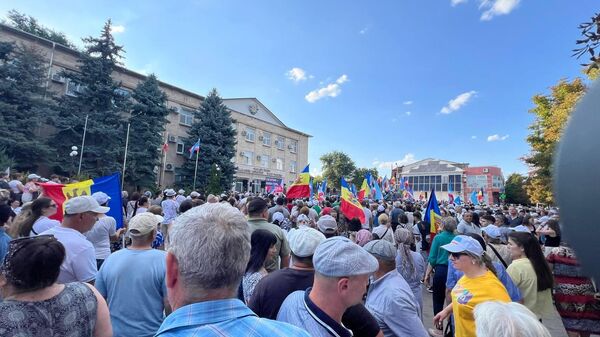 Митинг в Комрате в поддержку башкана Евгении Гуцул - Sputnik Молдова
