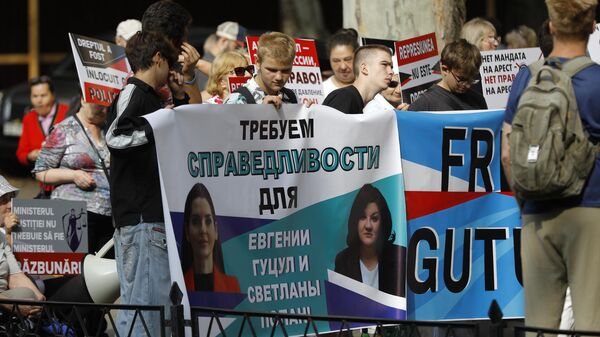 Внимание Шойгу к Молдове, судилище над оппозиционерами, компроматы Плахотнюка - Sputnik Молдова