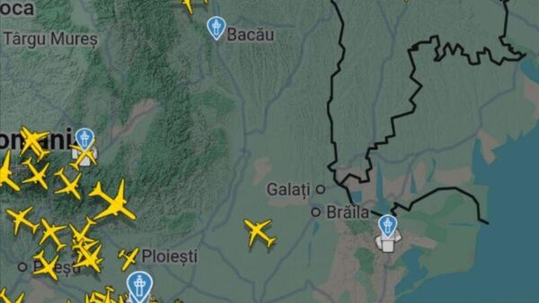 А куда летит вот прямо сейчас из молдавских Маркулешт этот украинский борт, если вся Украина - бесполетная зона? - Sputnik Молдова
