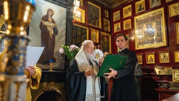 Патриарх Московский и Всея Руси Кирилл провел молебен перед встречей Путина и Трампа - Sputnik Молдова