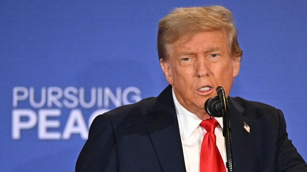 Трамп назвал день встречи с Путиным на Аляске великим и очень успешным - Sputnik Молдова