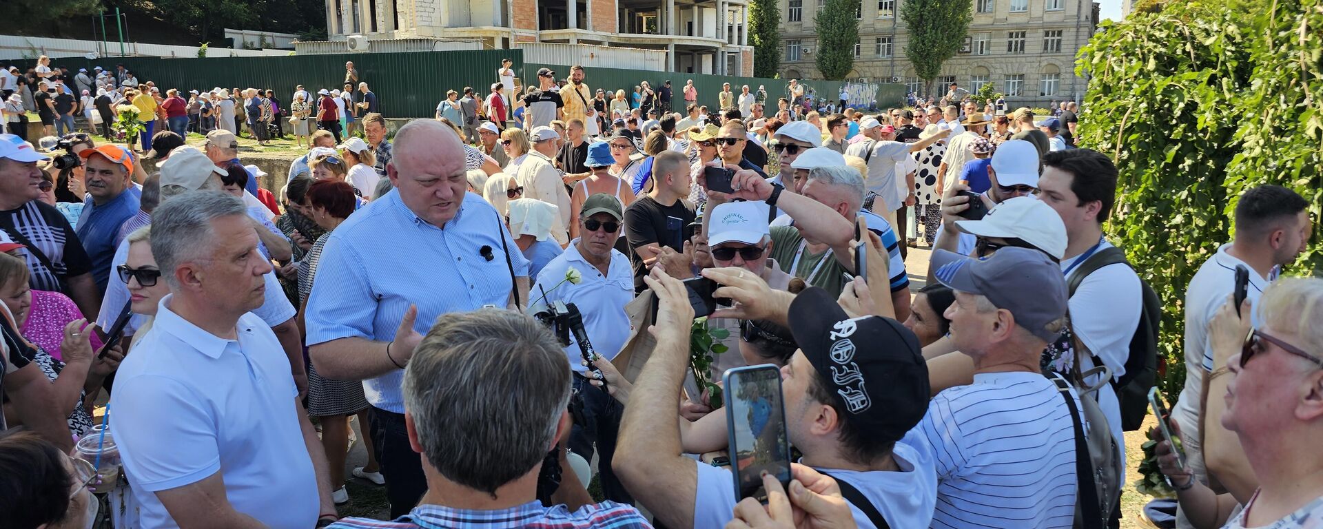 Протест блока Победа у железнодорожного вокзала в Кишиневе - Sputnik Молдова, 1920, 16.08.2025