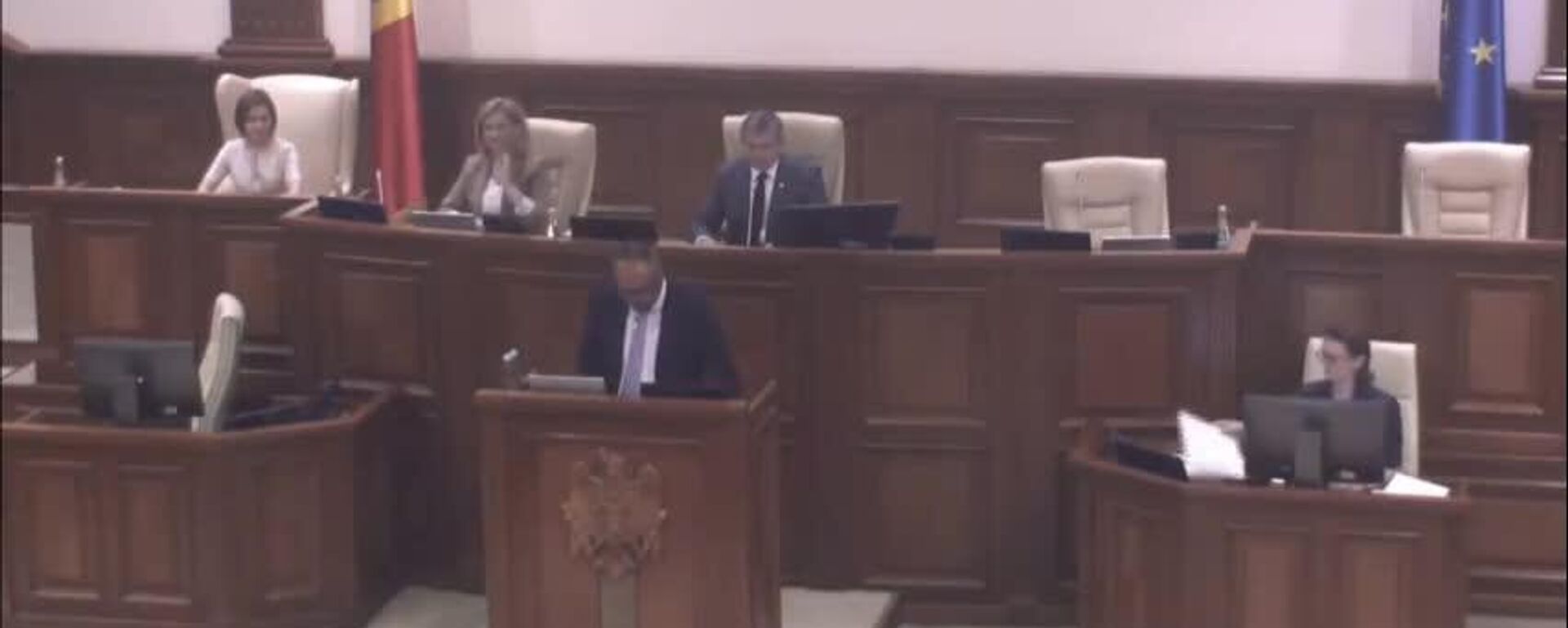 Сережу Литвиненко, с позором в свое время покинувшего пост главы Минюста, успешно приземлили в кресло судьи КС - Sputnik Молдова, 1920, 17.08.2025