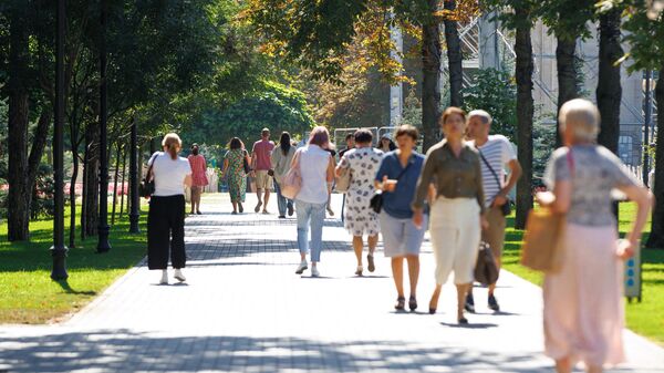 Кишеневцы на улицах города - Sputnik Молдова