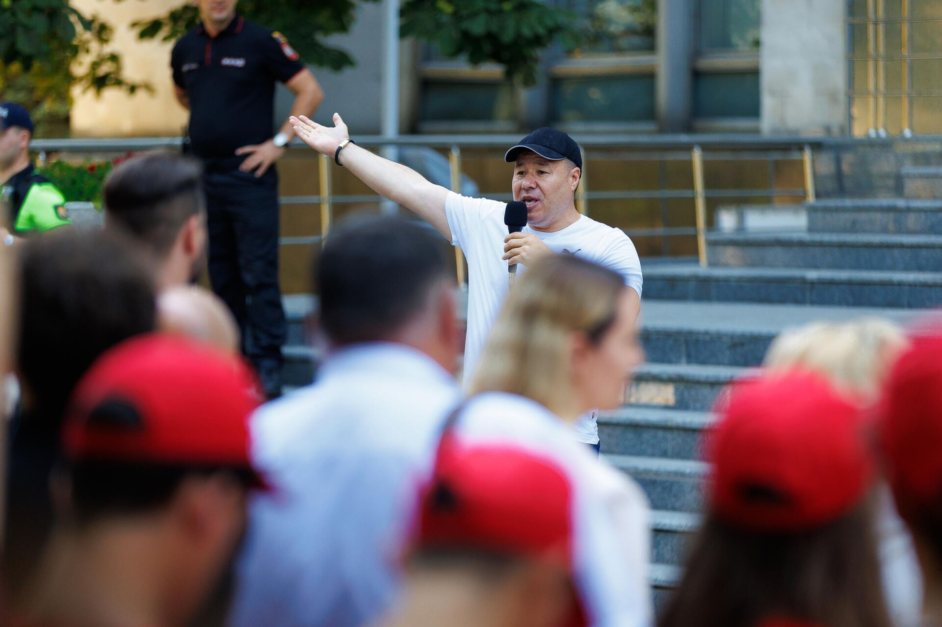 Протест партии социалистов возле здания правительства - Sputnik Молдова, 1920, 21.08.2025