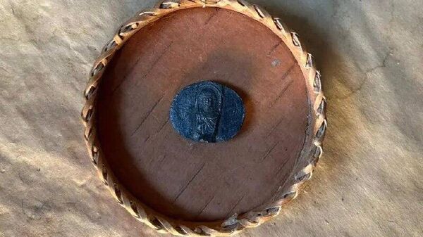 Arheologii au descoperit cea mai veche pecete a cneazului Iaroslav cel Înțelept în timpul săpăturilor din Veliki Novgorod - Sputnik Moldova