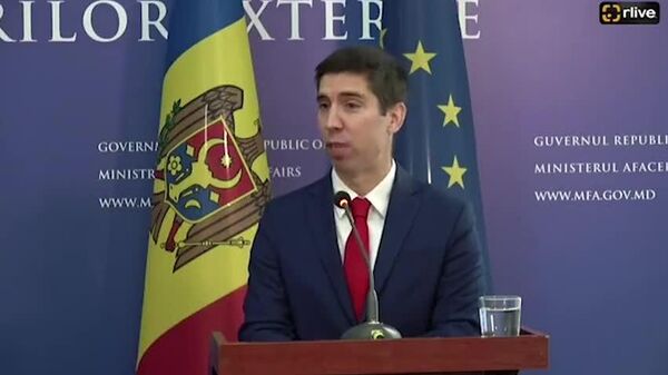 Попшой рекомендовал придворным СМИ проводить различие между опросами и опросами - Sputnik Молдова