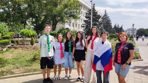 Акции в честь Дня флага России прошли в городах Приднестровья - Sputnik Молдова