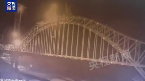 Минимум 10 человек погибли, 4 пропали без вести в Китае при строительстве моста - Sputnik Молдова