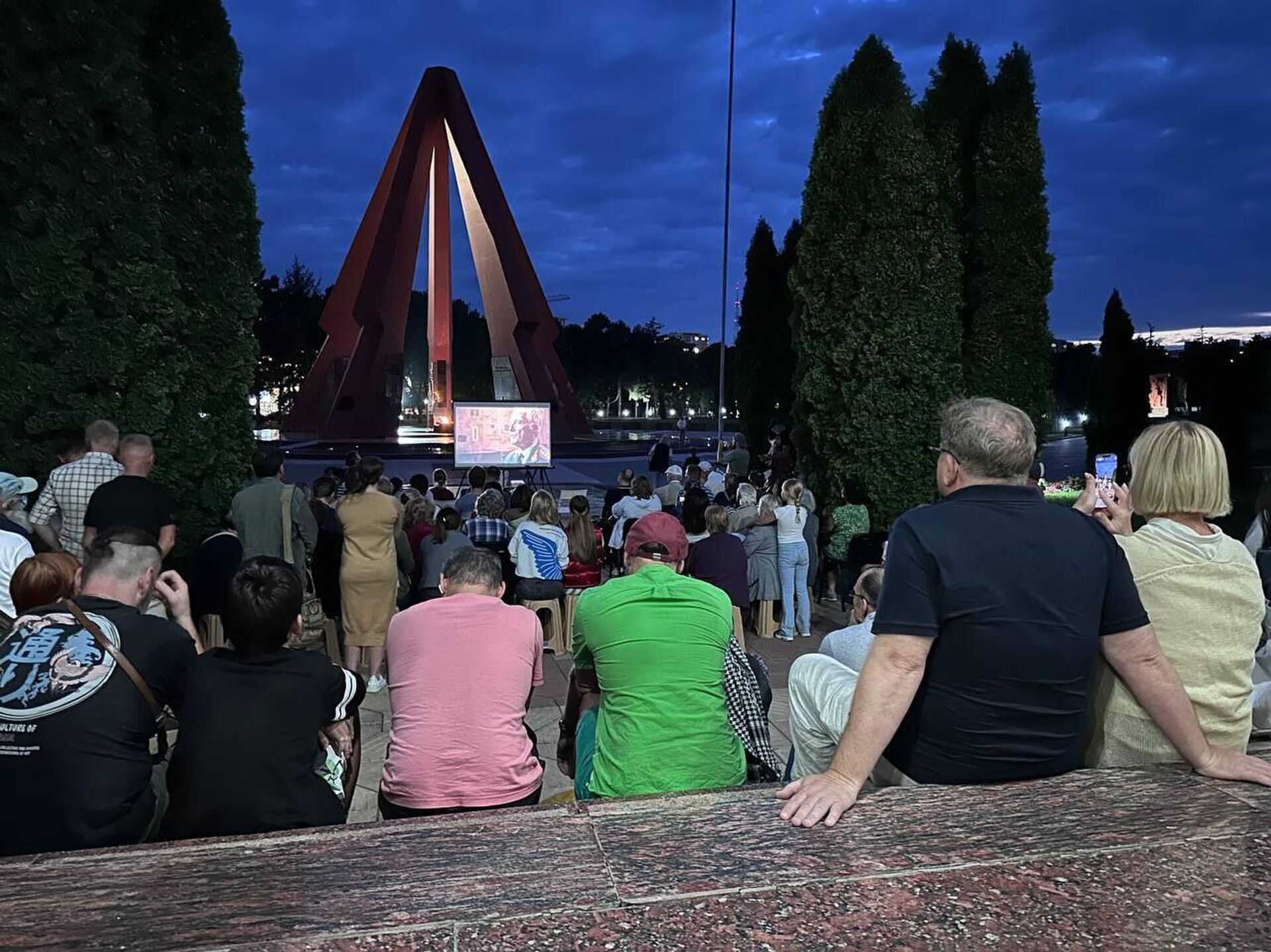 Показ документального фильма Защитники Кишинева на мемориальном комплексе Вечность завершен - Sputnik Молдова, 1920, 24.08.2025
